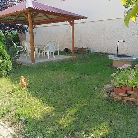 Bandi Vendeghaz Appartement Verpelét