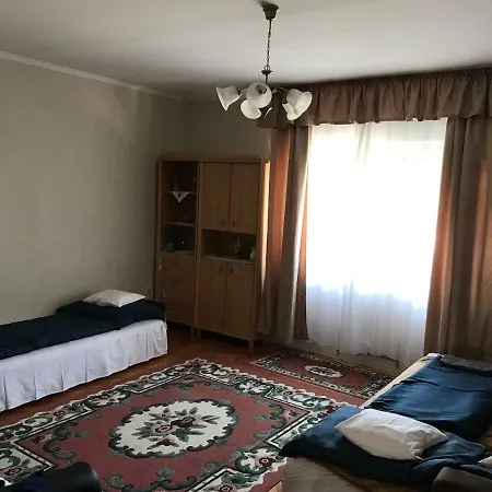 Bandi Vendeghaz Apartment *